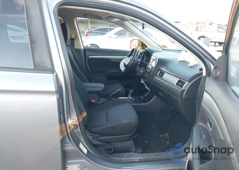 2016 Mitsubishi Outlander Es z USA, uszkodzony, nr VIN JA4AD2A36GZ040211